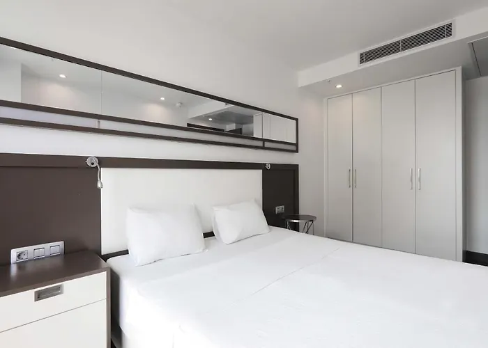 Aparthotel Four Winds *