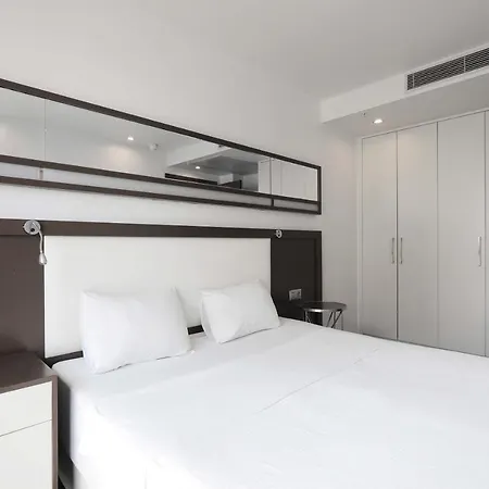 Appart hôtel Four Winds *